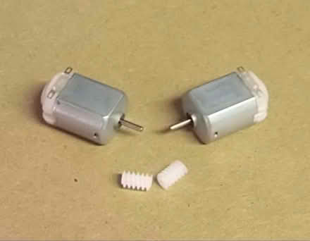 Photo of 3V DC motors (Corstorphine EH12) #1