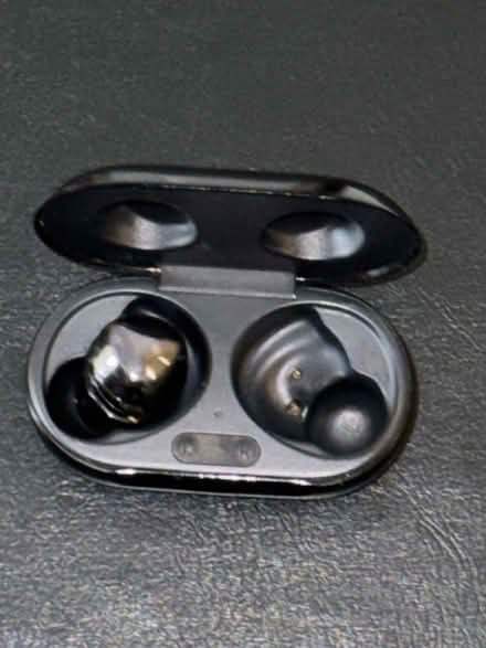 Photo of free Ear bud case - 1 ear bud (Wolverhampton WV10) #1