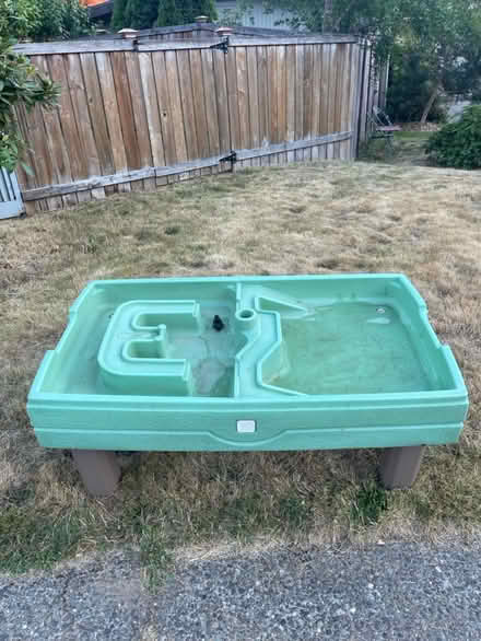 Photo of free Water table (Olympia high school) #2