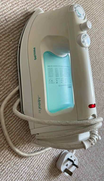 Photo of free Steam Iron (Needs Repair) Philips Mistral 32 (Winchmore Hill N21) #1