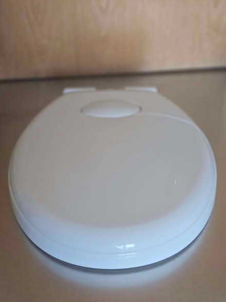 Photo of free 2 toilet seats with child seat fitted (Greenford W7) #4