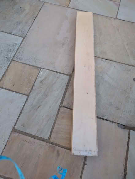 Photo of free pack of wooden planks - (Cutteslowe OX2) #3