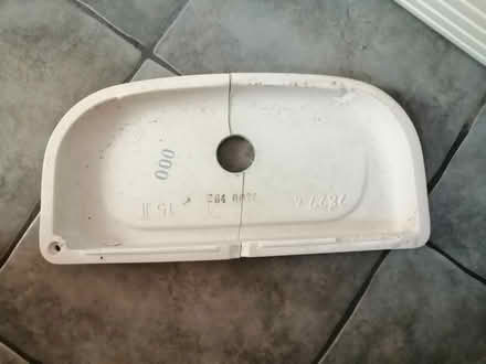 Photo of Cistern lid (Moorlands LA1) #1