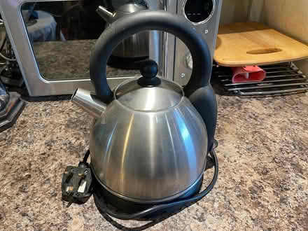 Photo of free Russell Hobbs Electric Kettle (Cowplain PO8) #1