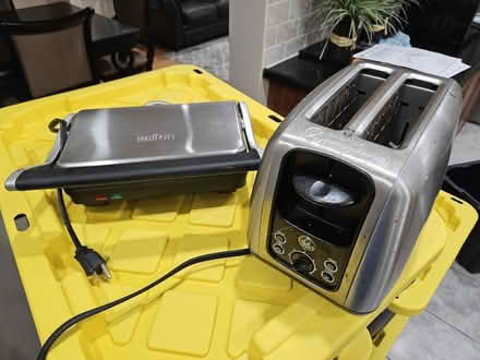 Photo of free Panini grill and toaster (Mississauga central) #1