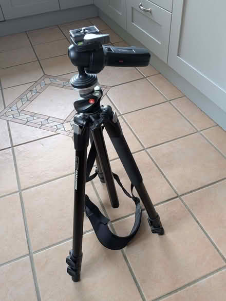 Photo of free Manfrotto tripod with shoulder strap (Marlbrook B45) #1