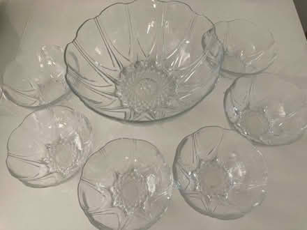 Photo of free Glass fruit/dessert dish set (Apsley End SG5) #1