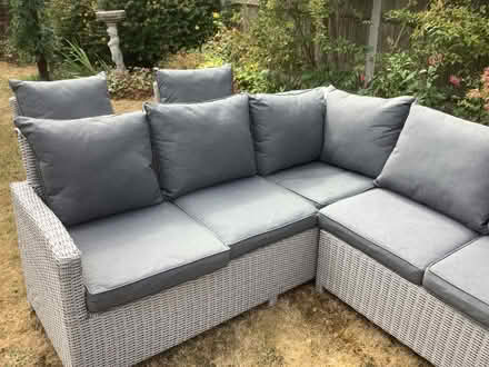Photo of free Garden sofa set (Chelsfield BR6) #3