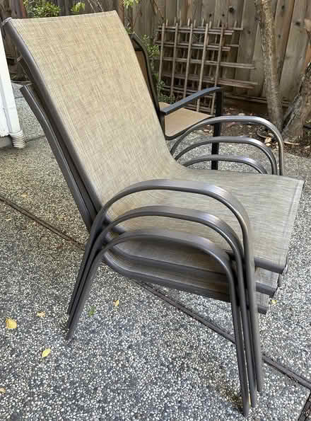 Photo of free 4 patio chairs (west Cupertino) #2
