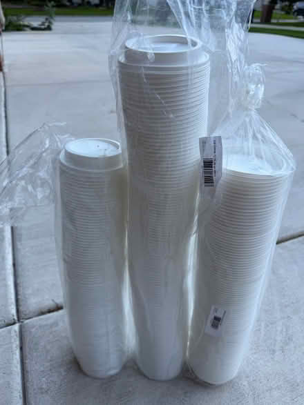 Photo of free White plastic beverage cups lids (Darien - near 75th x Cass Ave.) #3