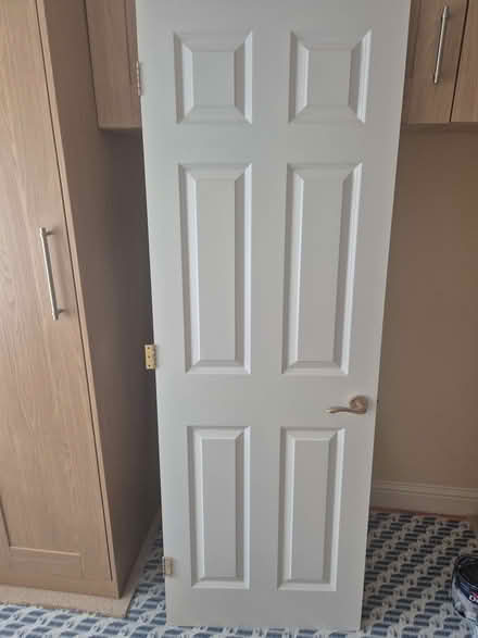 Photo of free White panelled internal door (Sudbury CO10) #1