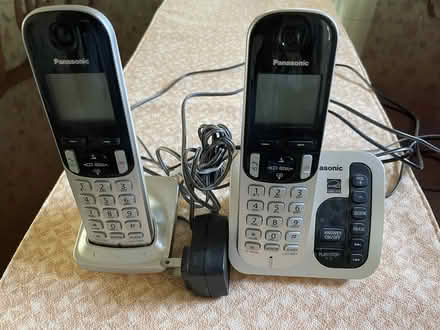 Photo of free cordless phone with extra handset (Pleasantville) #1