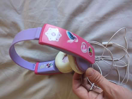 Photo of free Kids headphones (New Marston OX3) #2