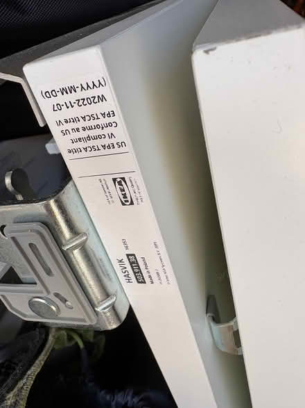 Photo of free ikea pax / hasvik wardrobe (East Molesey) #2