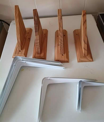 Photo of free shelves and brackets (Nottingham NG5) #4