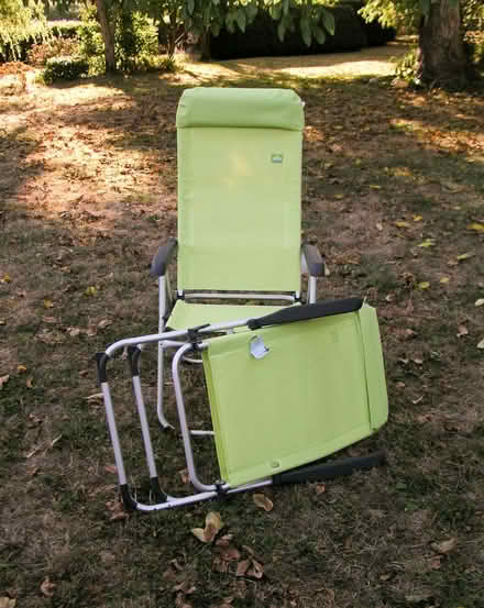 Photo of free 2 X folding Sun Chairs (Rhewl LL13) #1