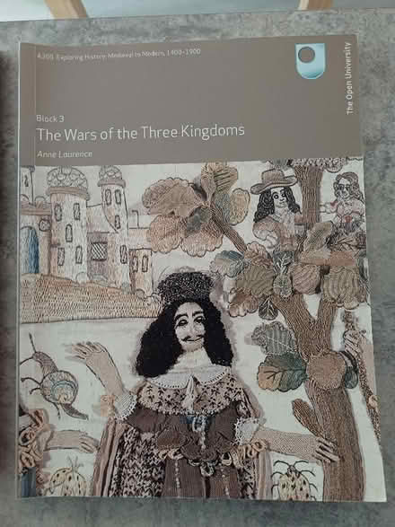Photo of free 6 books on European history (Freshbrook SN5) #4