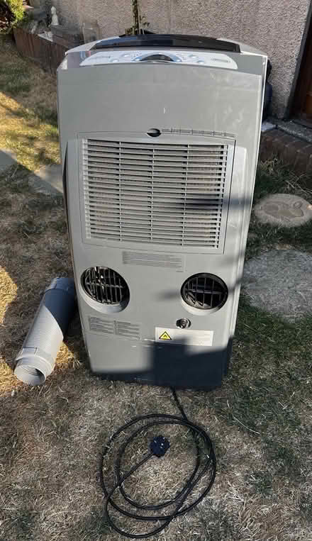 Photo of free De'Longhi portable air conditioner (Basingstoke RG22) #2