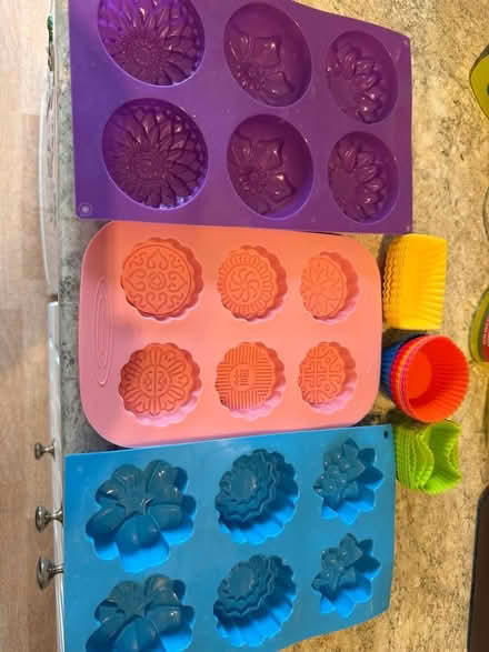 Photo of free Baking silicone moulds (Welling DA16) #1