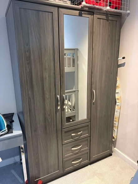 Photo of free Triple wardrobe (Botley OX2) #1