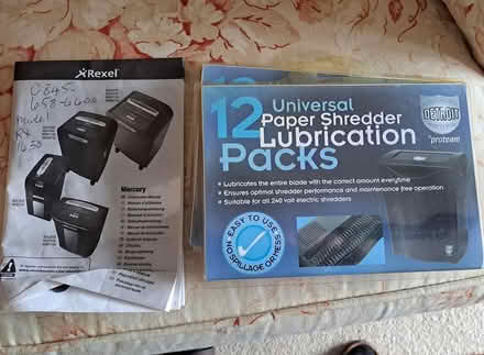 Photo of free Rexel heavy-duty paper shredder (Harden Moor BD21) #3