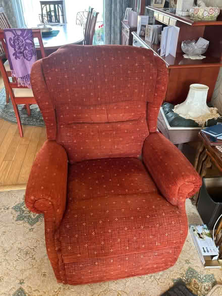 Photo of free Red armchair with leg lift (Puckeridge SG11) #1