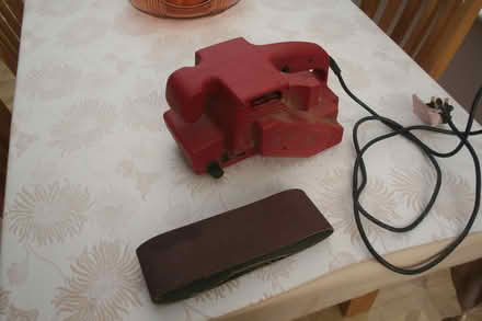 Photo of free Belt sander (Brookhouse LA2) #2