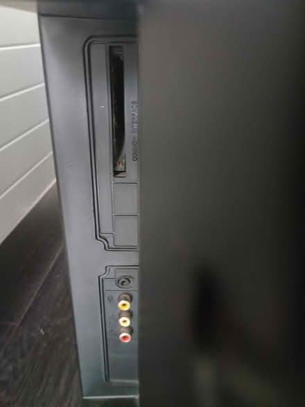 Photo of free 32 inch Techwood TV (Water Orton) #2