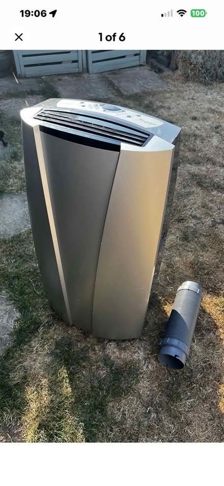 Photo of free De'Longhi portable air conditioner (Basingstoke RG22) #4