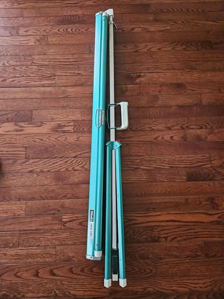 Photo of free Projector Screen (Orleans) #2