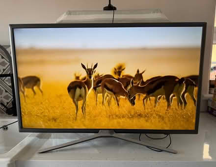 Photo of free Samsung 32" Digital TV (Spring Park CR0) #1