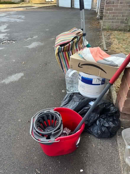 Photo of free red mop (Cowley OX4) #1