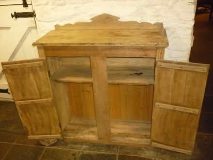 Photo of free Small Vintage Wooden Cabinet (Blagdon BS40) #2