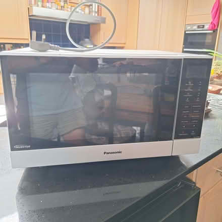 Photo of free Panasonic flat bed microwave for repair (Kempston MK42) #1