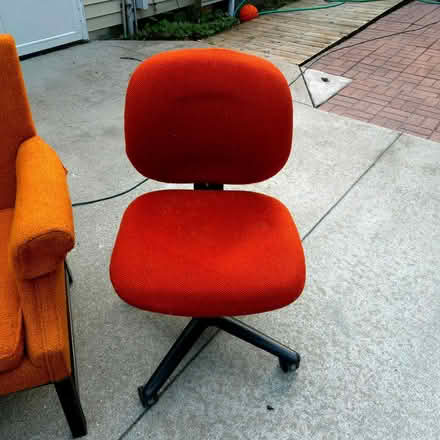 Photo of free Desk swivel chair (Pentwater) #1