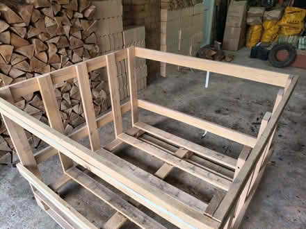 Photo of free Pallet crate (Brooke NR15) #2