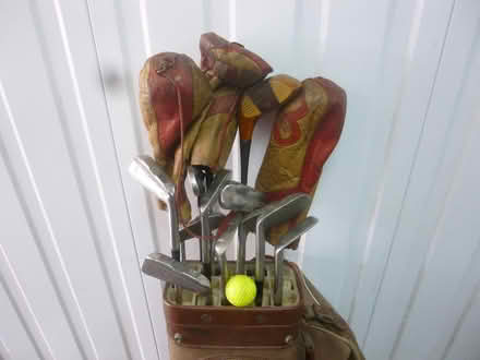 Photo of free 1960s vintage set of golf clubs (Lytham St Annes FY8) #2