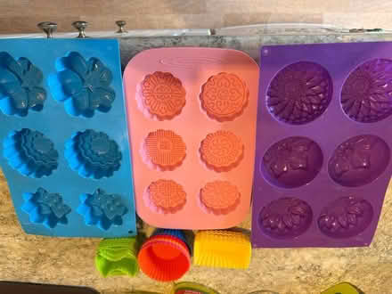 Photo of free Baking silicone moulds (Welling DA16) #1