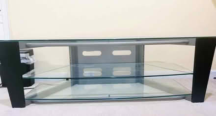 Photo of free TV stand (Aldie) #4