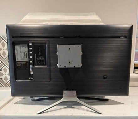 Photo of free Samsung 32" Digital TV (Spring Park CR0) #2