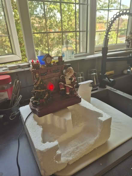 Photo of free Xmas bits & pieces (Emerson Valley MK4) #1