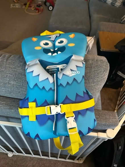 Photo of free Infant life jacket <30lbs (Los Gatos Blvd x Lark) #1