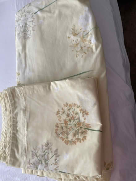 Photo of free Single bed duvet set and Double bed duvet set (Denton M34) #3