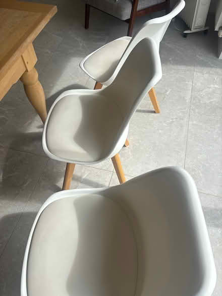 Photo of free 6 dining chairs (Dun Laoghaire) #1