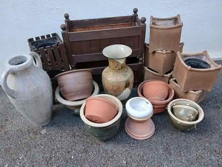 Photo of free Garden pots and planters (Hildenborough) #1