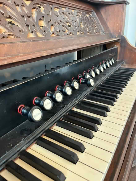 Photo of free Victorian pump organ (Harold Estate SE1) #2
