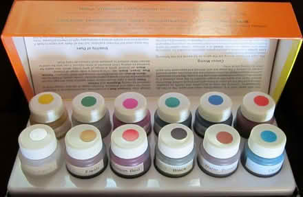 Photo of free photographic dyes (Monkton Farleigh BA15) #2