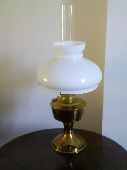 Photo of free Aladdin paraffin lamp (North Leigh OX29) #1