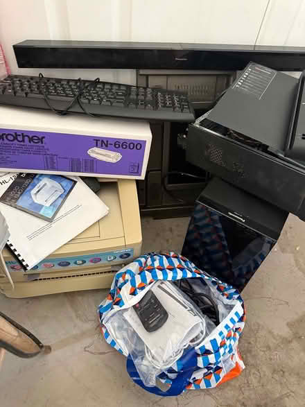 Photo of free Job lot electricals (Willingdon BN22) #1