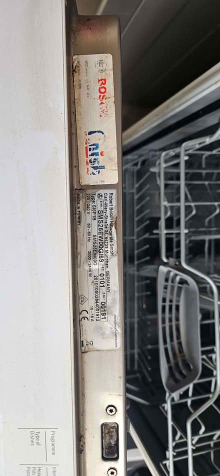 Photo of free Bosch dishwasher full working order (Littlehampton BN17) #3